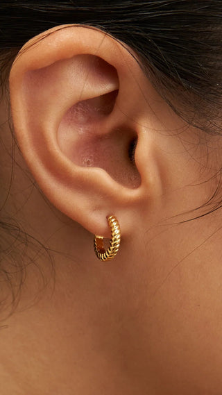 BRENDA GRANDS JEWELRY TWISTED HUGGIES