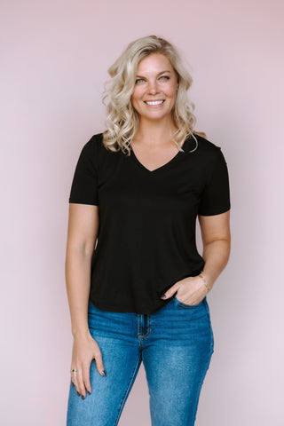 GENTLE FAWN BLACK JAMIE TEE
