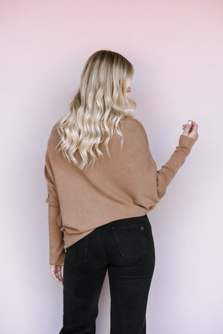 LEE&BIRCH CAMEL ASYMMETRICAL SWEATER
