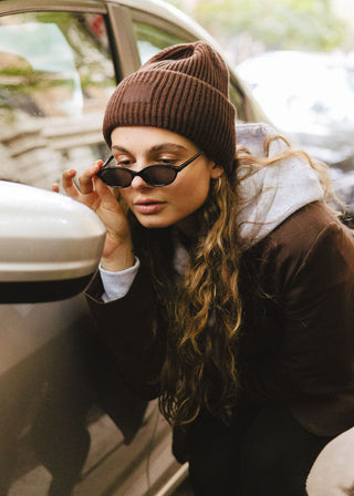 ALICE & WONDER ESPRESSO MAD HATTER BEANIE