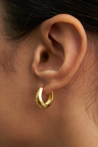 BRENDA GRANDS JEWELRY 16MM ZENITH HOOPS
