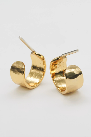 BRENDA GRANDS JEWELRY HAMMERED MINI HOOPS