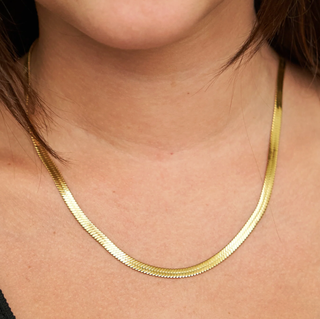 BRENDA GRANDS JEWELRY HERRINGBONE NECKLACE