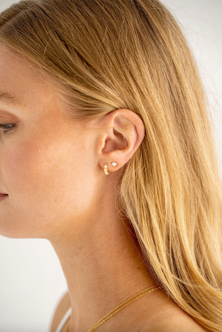BRENDA GRANDS JEWELRY OPAL STUDS