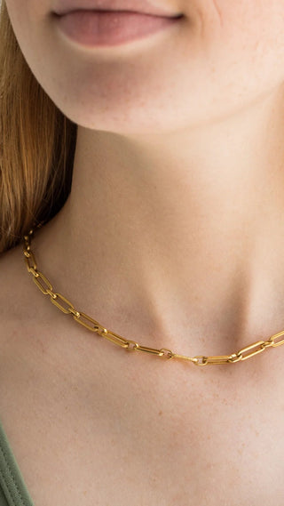 BRENDA GRANDS JEWELRY PAPER CLIP CHAIN NECKLACE