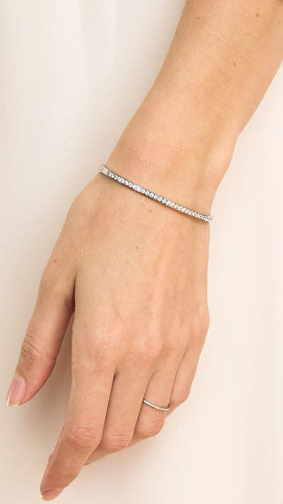 BRENDA GRANDS JEWELRY SILV DAINTY DIAMOND BANGLE