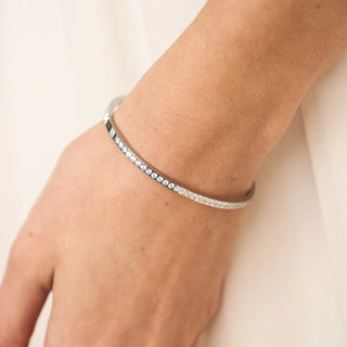 BRENDA GRANDS JEWELRY SILV DAINTY DIAMOND BANGLE