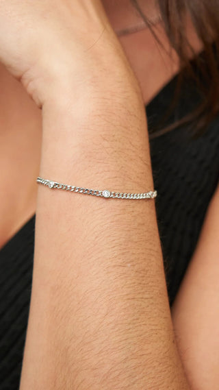 BRENDA GRANDS JEWELRY SILVER DAINTY BRACELET
