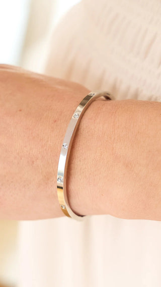 BRENDA GRANDS JEWELRY SILVER DIAMOND BANGLE