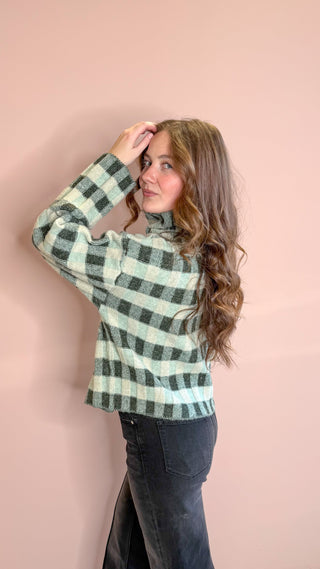 BUTTERMELON CHECK SWEATER