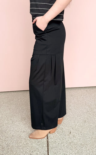 CLARA SUNWOO PLEATED POCKET PANT