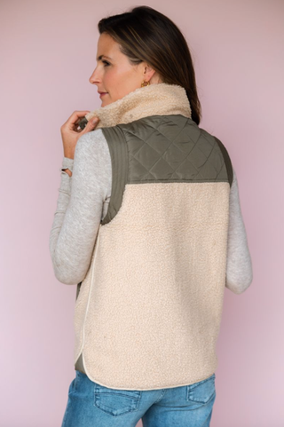 DEX CALLEN VEST