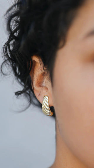 JAX KELLY BOLD SWIRL EARRINGS