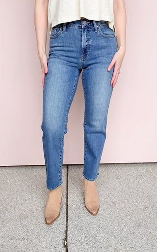 JBD BEA MID RISE STRAIGHT LEG