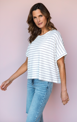 KLD. SIGNATURE GREY SHELBY TOP