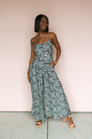 KLD. SIGNATURE PALMER JUMPSUIT