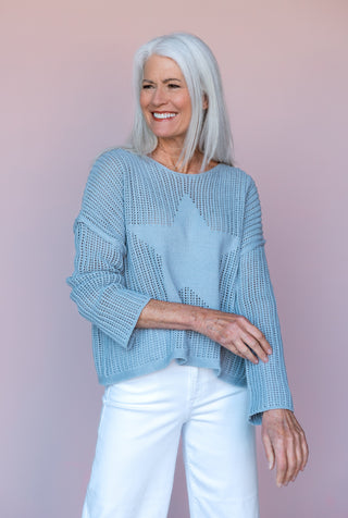 KLD. SIGNATURE STAR CROCHET SWEATER
