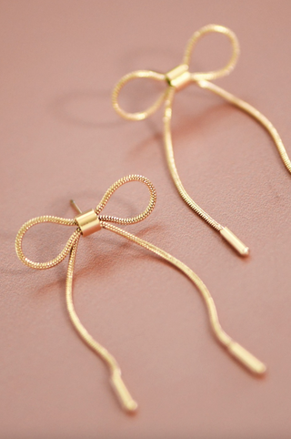 LEE & BIRCH DARLING TIE EARRINGS