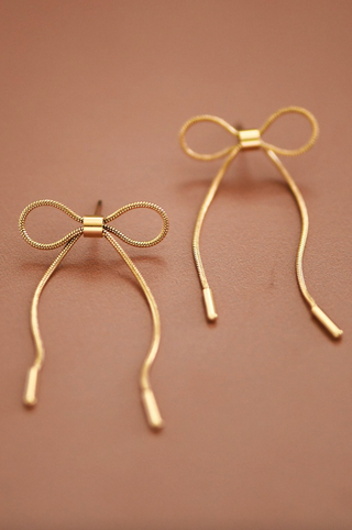 LEE & BIRCH DARLING TIE EARRINGS