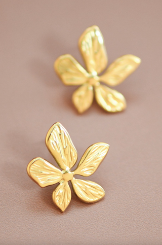 LEE & BIRCH PETAL BLOOM STUDS