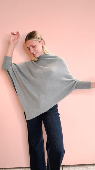 Look By M DUSKY TRIANGLE PONCHO