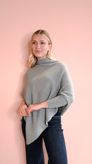 Look By M DUSKY TRIANGLE PONCHO