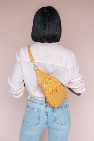 MALI + LILI GWEN SLING BAG