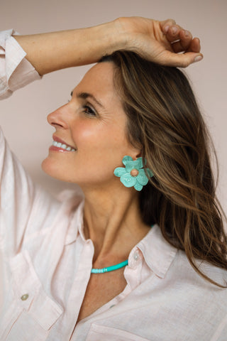 NAKAMOL DESIGN, LLC AQUA COIL FLOWER EARRING
