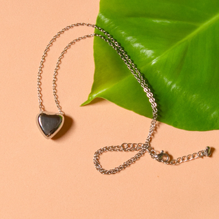 PETER AND JUNE MINI SILVER HEARTLY WAIT NECKLACE