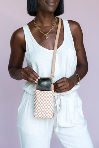 PRETTY SIMPLE WOVEN PHONE BAG