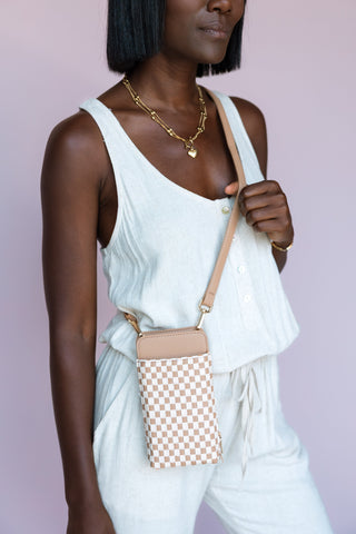 PRETTY SIMPLE WOVEN PHONE BAG
