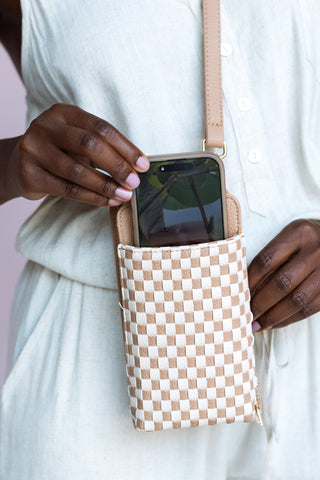 PRETTY SIMPLE WOVEN PHONE BAG