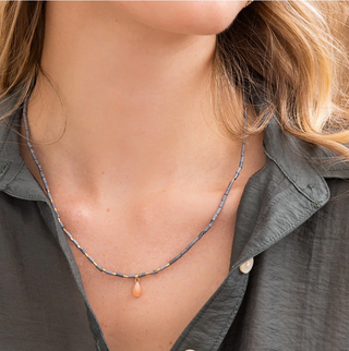 SCOUT TEARDROP STONE WRAP