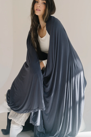 WUVVY BAMBOO BLANKET